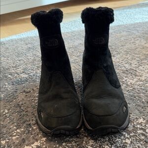 The North Face Black Fur-Lined Boots